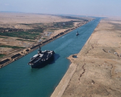 Egito prepara ampliao do Canal de Suez para diversificar economia