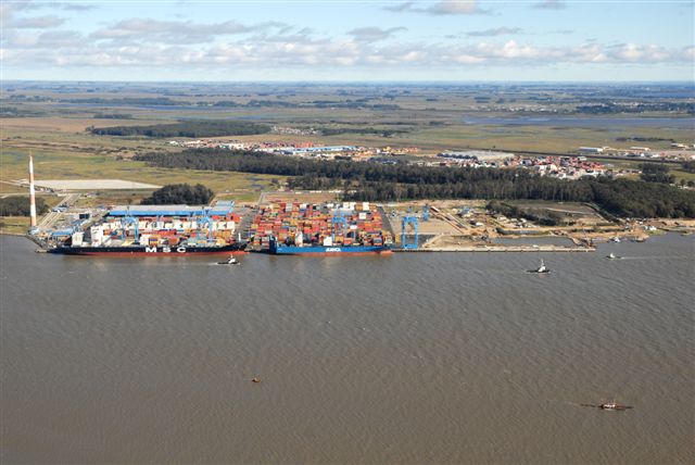 A previsão é que o terminal movimente 1,25 milhão de TEUs Créditos: João Paulo Tecon amplia a área para a movimentação de contêineres